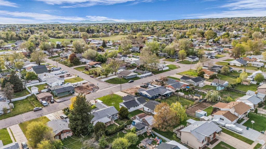 578 VALERIA DR Layton, UT 84041