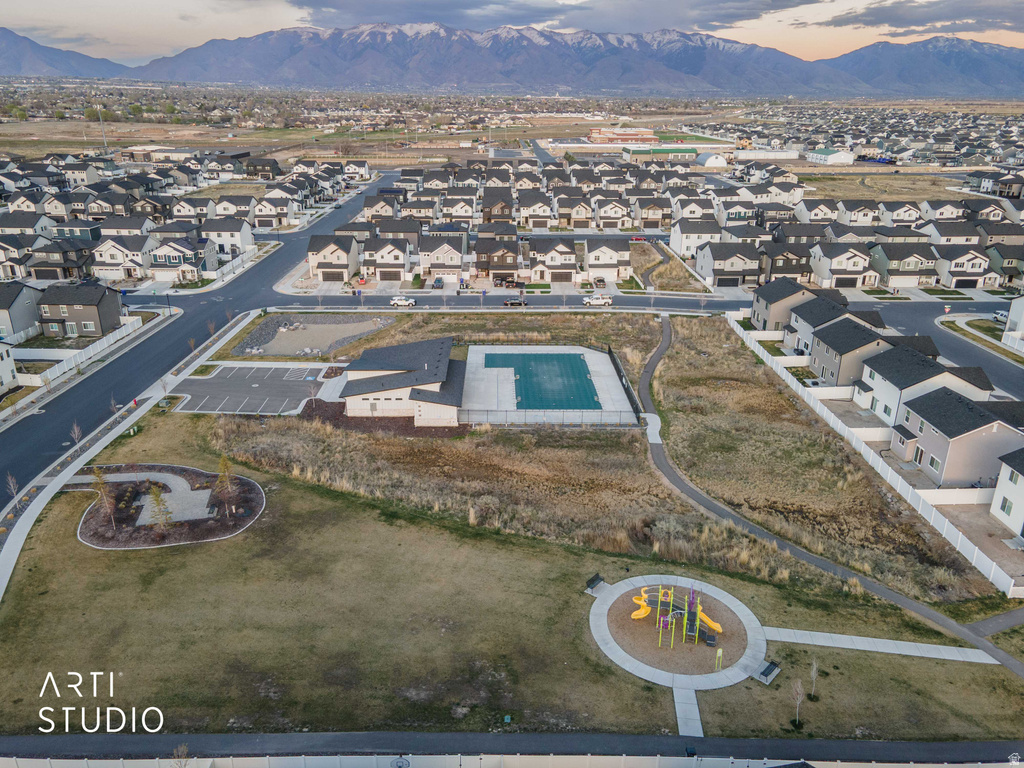 2608 W 2960 S Syracuse, UT 84075