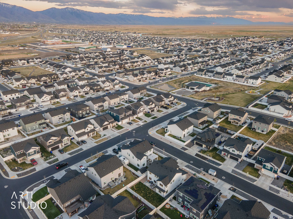 2608 W 2960 S Syracuse, UT 84075