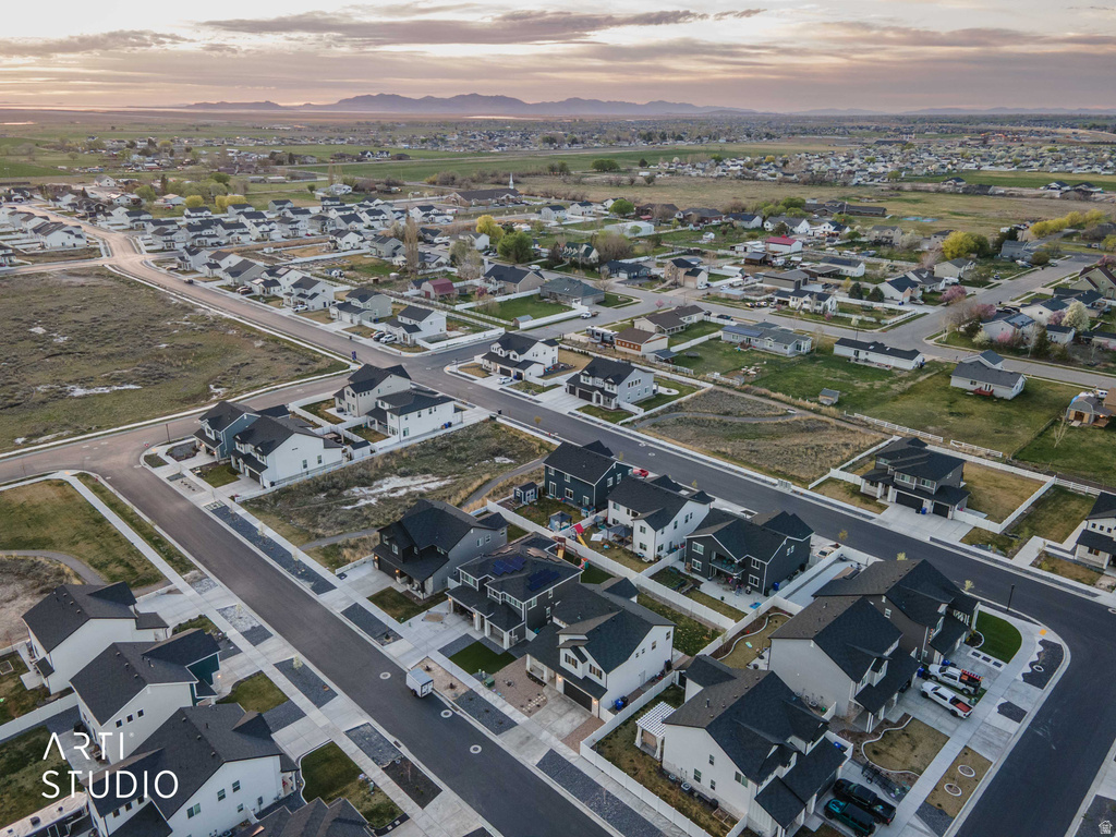 2608 W 2960 S Syracuse, UT 84075