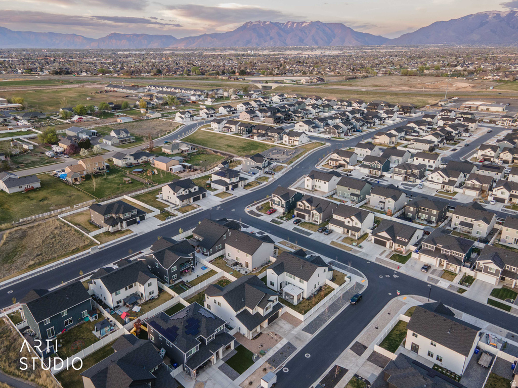 2608 W 2960 S Syracuse, UT 84075