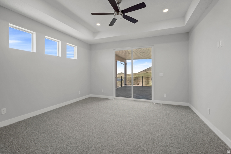 2275 E MEADOWLARK LN North Logan, UT 84341