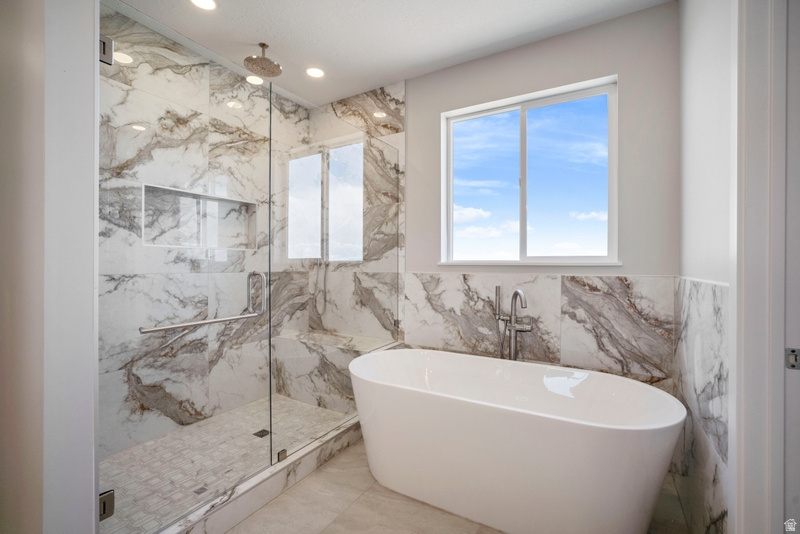 2275 E MEADOWLARK LN North Logan, UT 84341