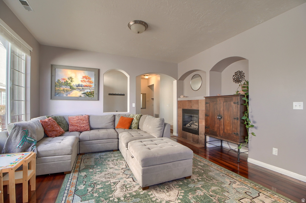 124 BIRMINGHAM LN North Salt Lake, UT 84054