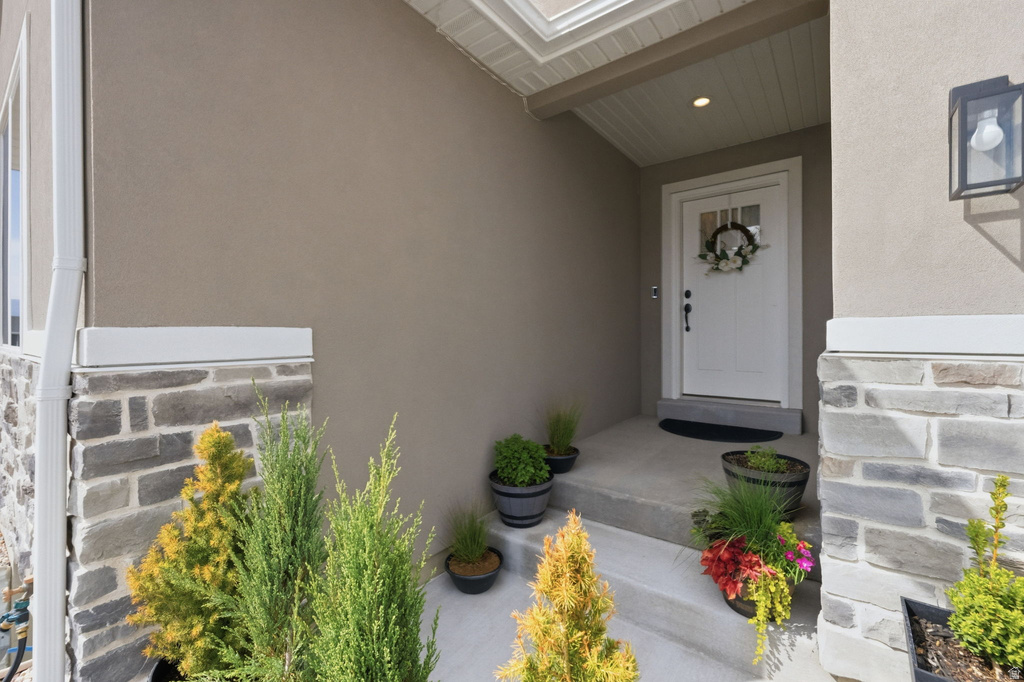 712 W 660 S Tooele, UT 84074