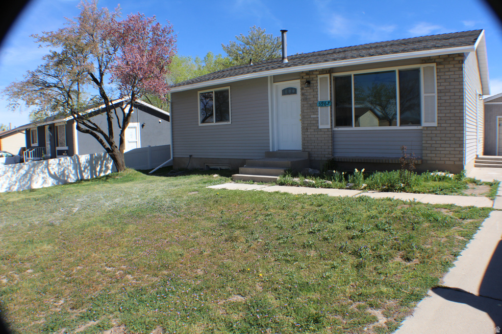 3967 S 6865 W West Valley City, UT 84128
