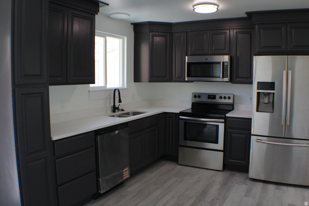 3967 S 6865 W West Valley City, UT 84128