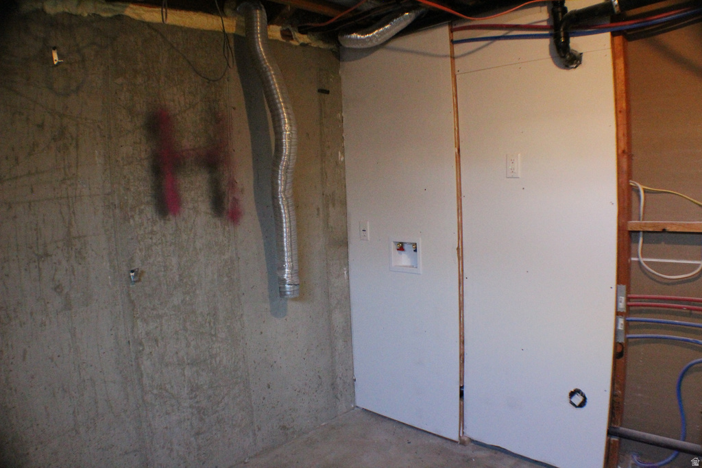 3967 S 6865 W West Valley City, UT 84128