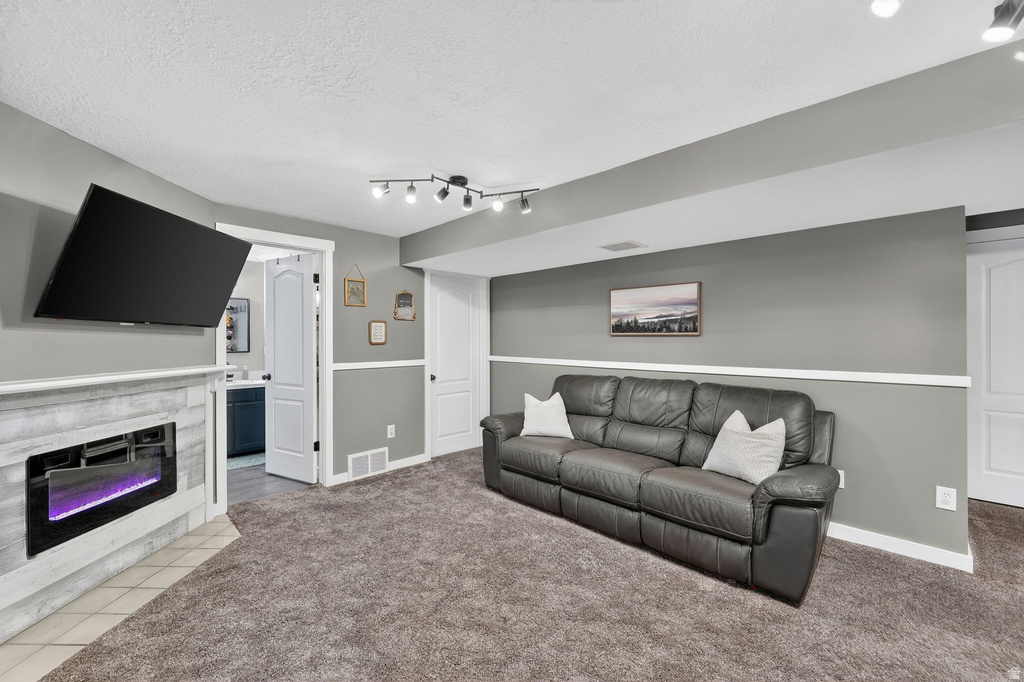 1135 E 5100 S South Ogden, UT 84403