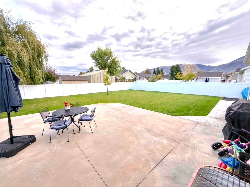 907 W 2980 S Nibley, UT 84321