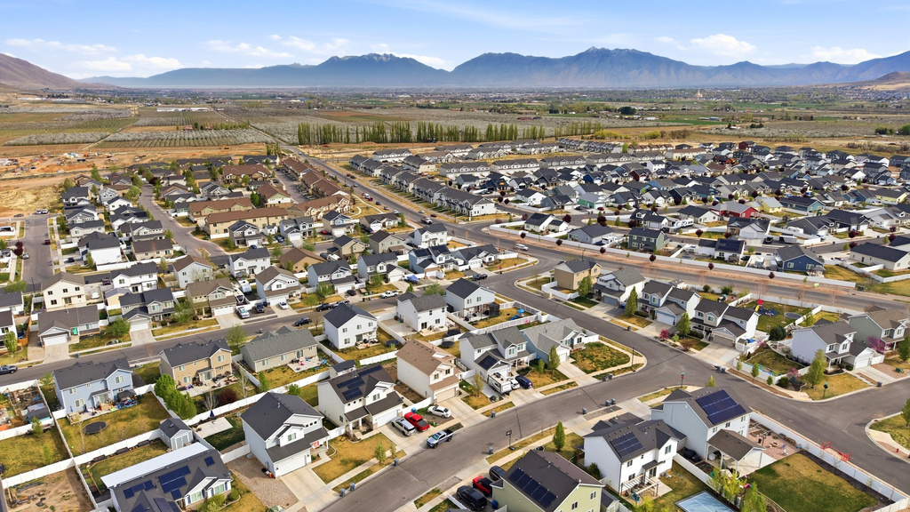 71 W 860 N Santaquin, UT 84655