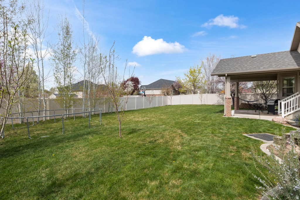 1872 S 2265 W Syracuse, UT 84075