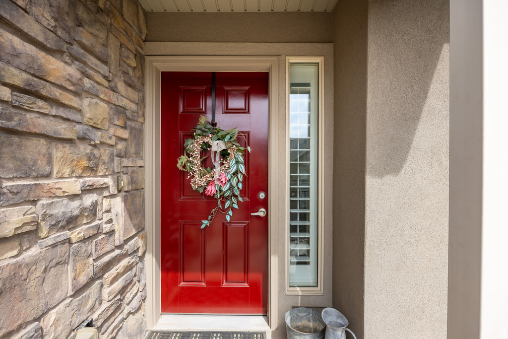 907 W 1840 S #C Syracuse, UT 84075