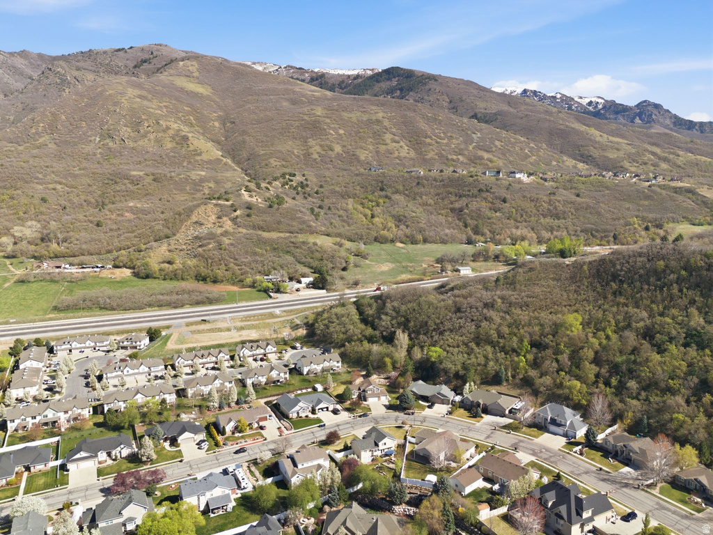 8271 S 2600 E South Weber, UT 84405