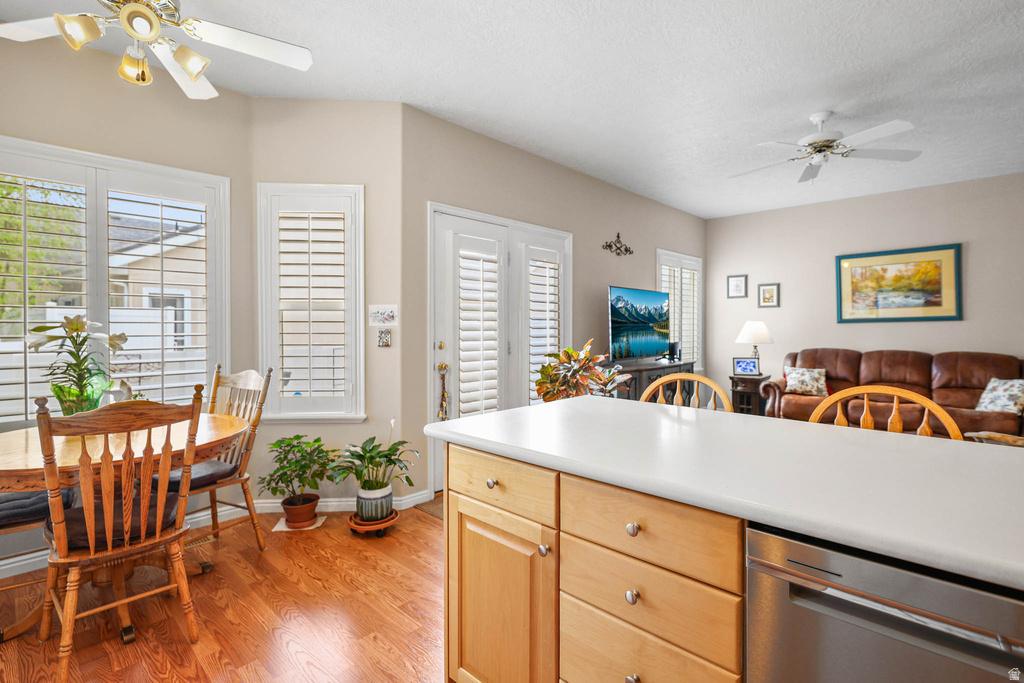 7809 S NORFOLK PINE WAY Sandy, UT 84094