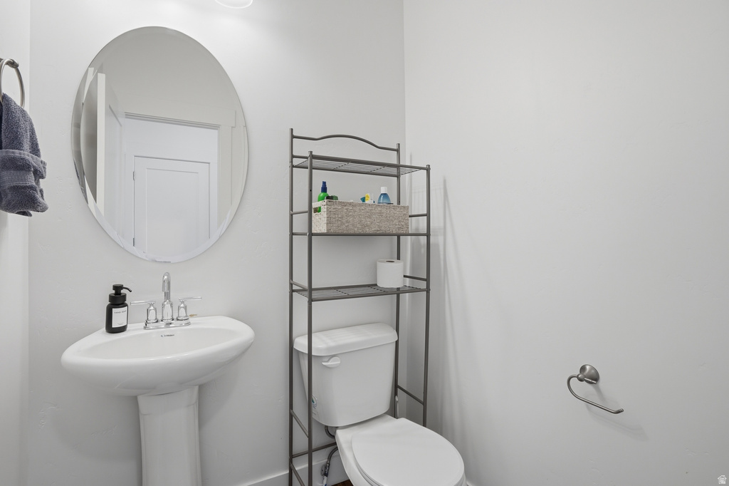 3784 N DORIS LOOP RD Eagle Mountain, UT 84005