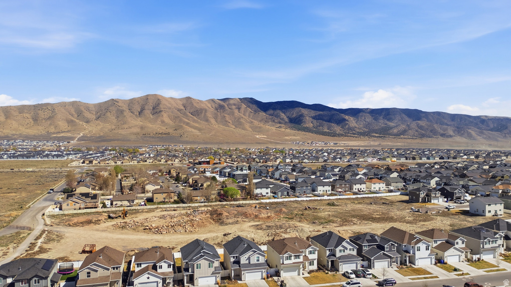 3784 N DORIS LOOP RD Eagle Mountain, UT 84005