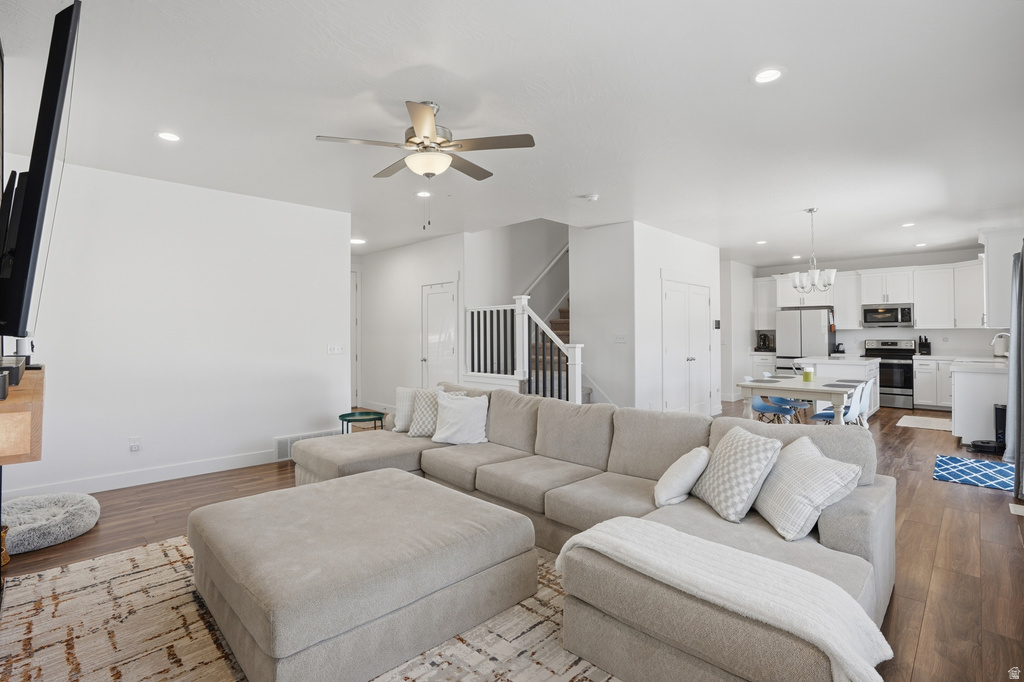 3784 N DORIS LOOP RD Eagle Mountain, UT 84005