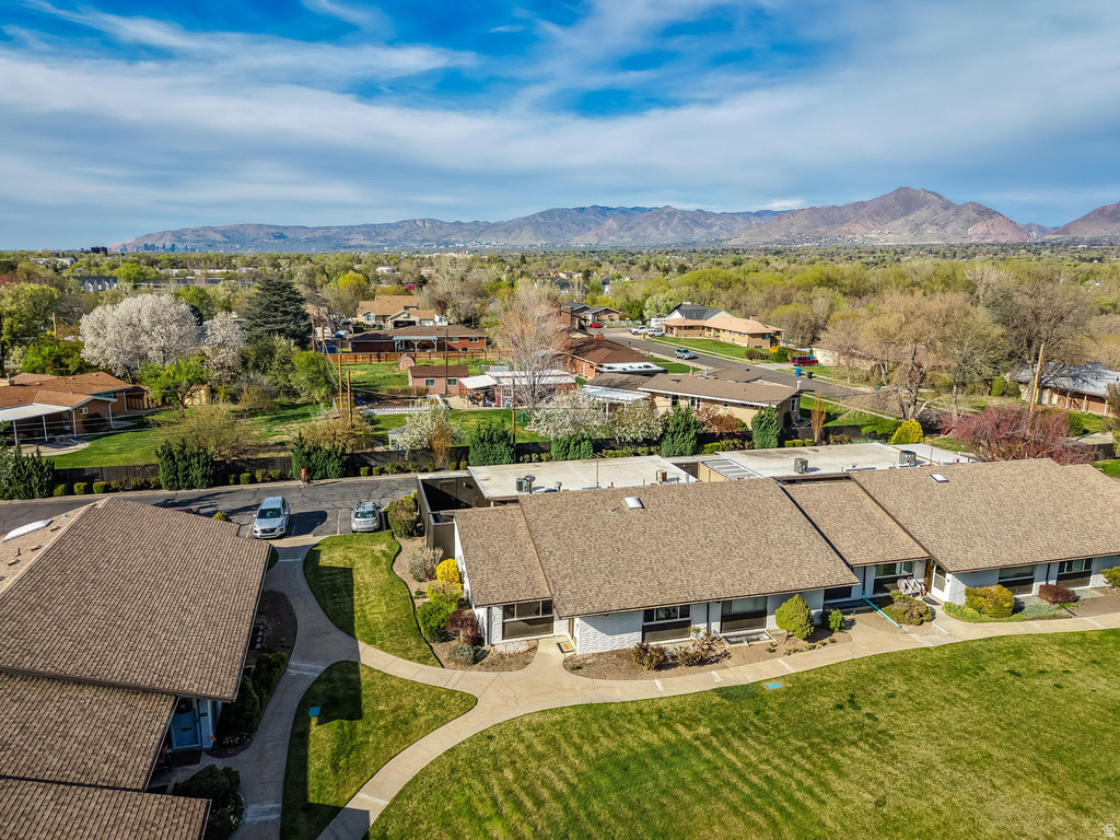 1047 E EASTGATE RD Murray, UT 84117