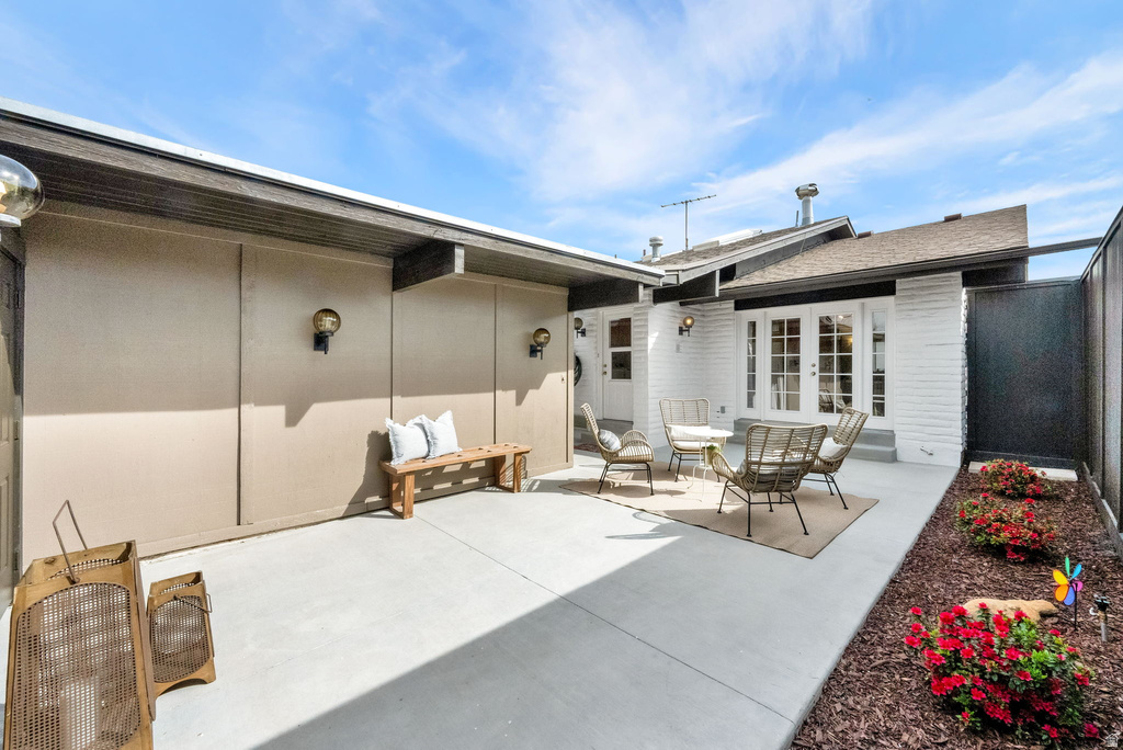 1047 E EASTGATE RD Murray, UT 84117