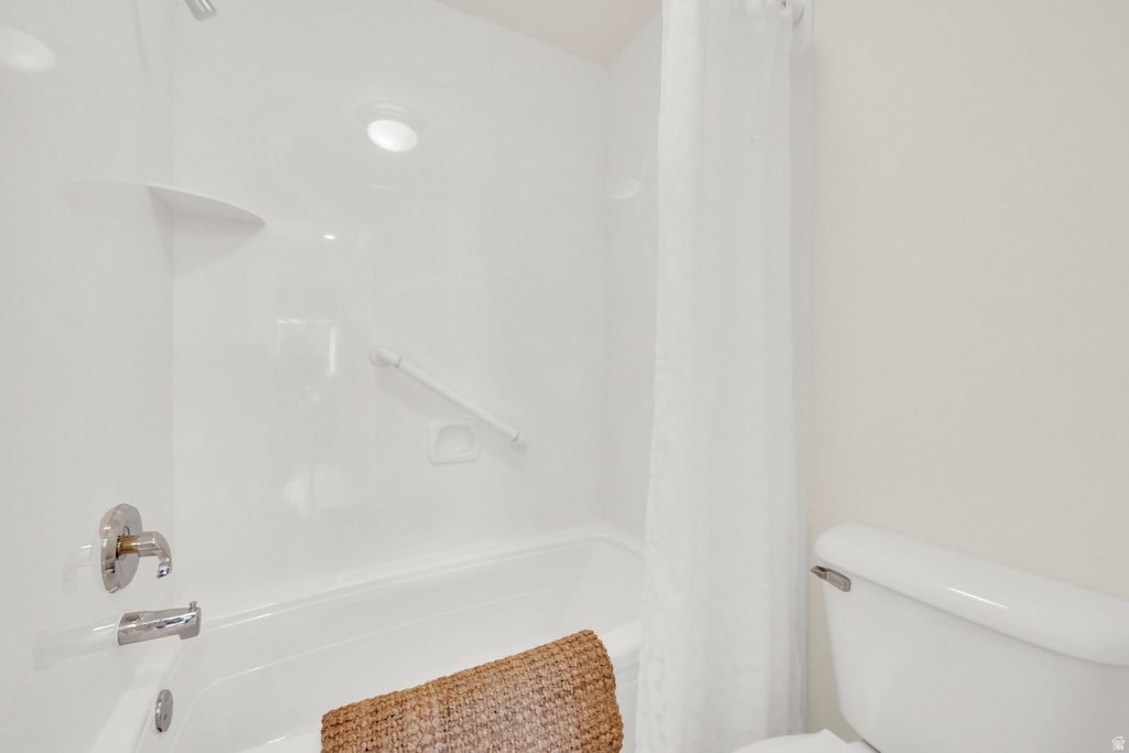 1047 E EASTGATE RD Murray, UT 84117