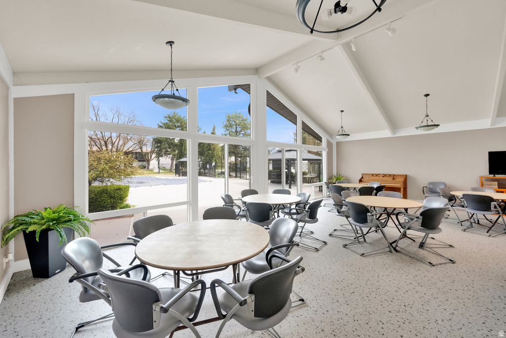 1047 E EASTGATE RD Murray, UT 84117