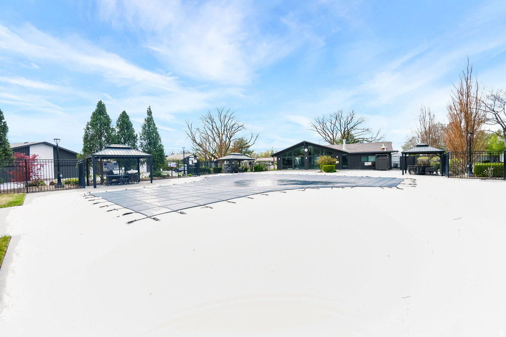 1047 E EASTGATE RD Murray, UT 84117