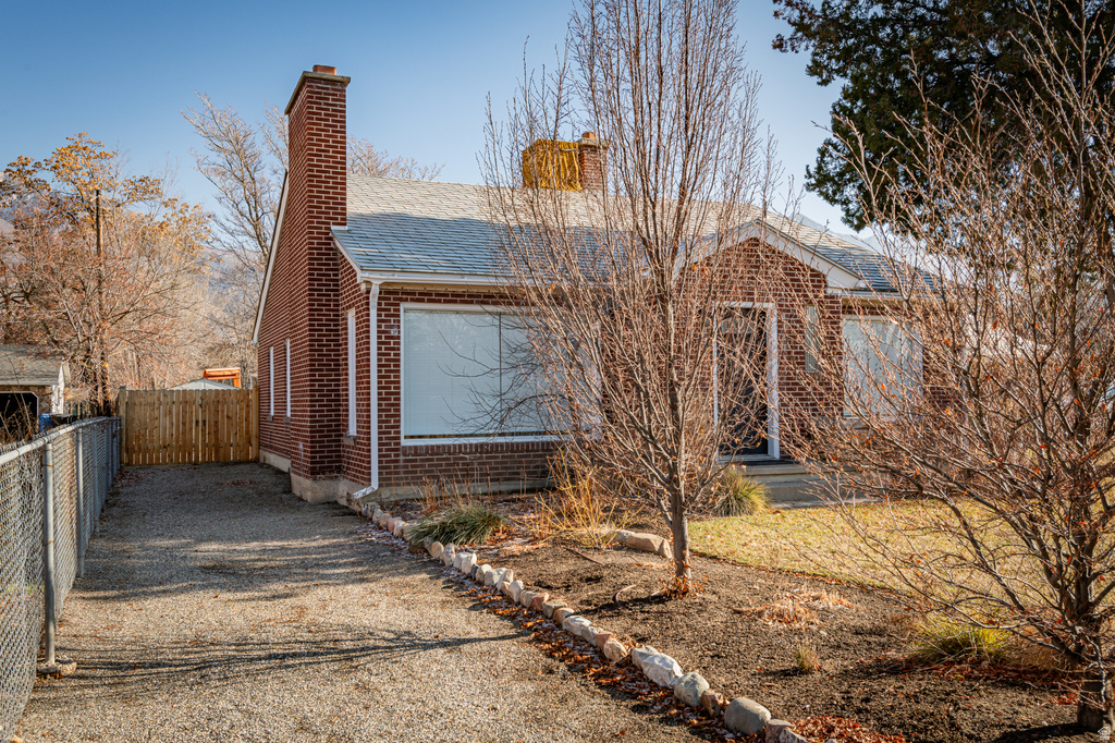 2315 E 6600 S Cottonwood Heights, UT 84121