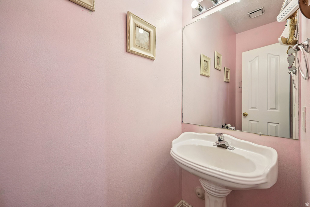 7291 S BRITTANY AVE West Jordan, UT 84084