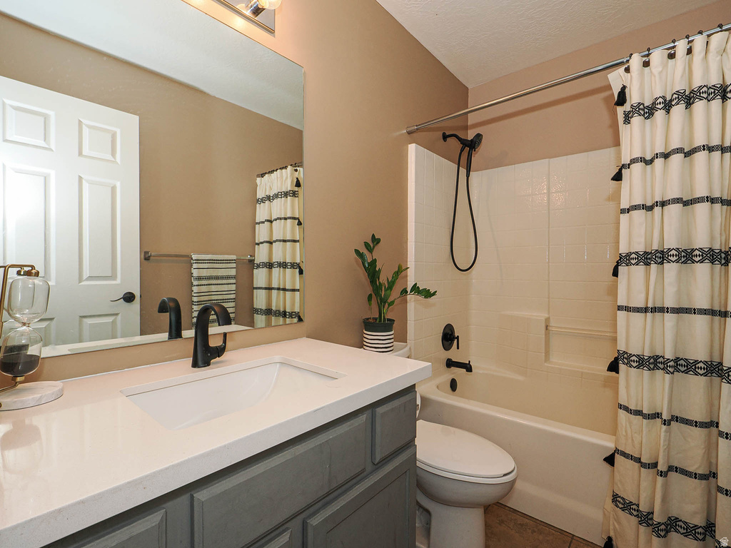 7335 S QUARTZ HILL DR West Jordan, UT 84081