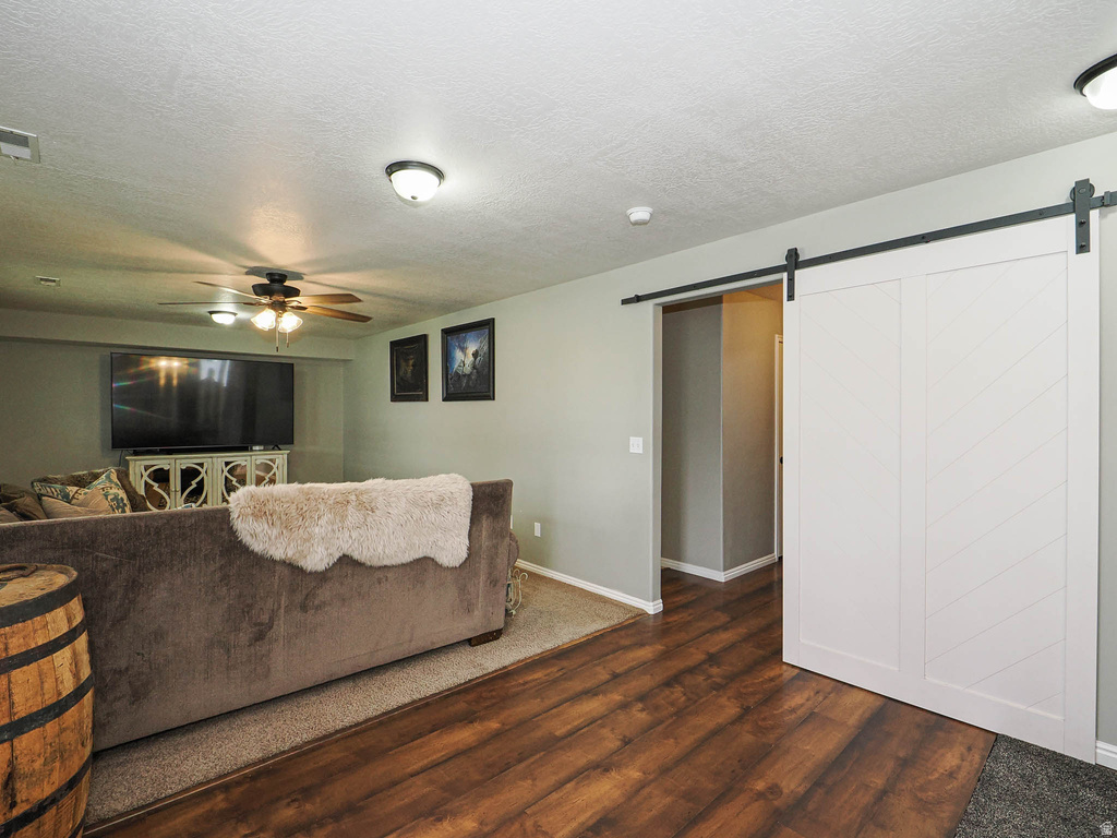 7335 S QUARTZ HILL DR West Jordan, UT 84081