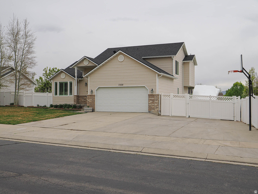 7335 S QUARTZ HILL DR West Jordan, UT 84081
