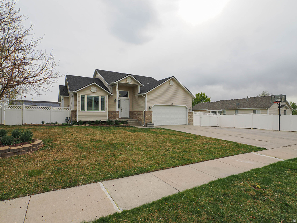 7335 S QUARTZ HILL DR West Jordan, UT 84081