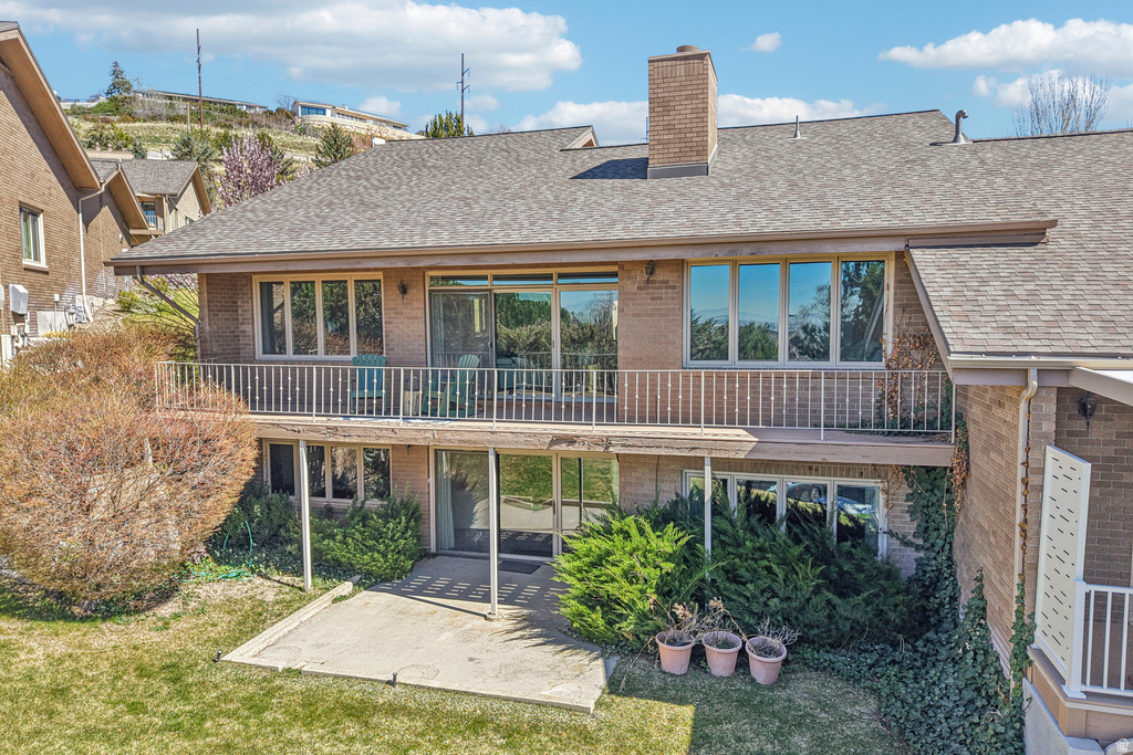 819 N JUNIPERPOINT DR Salt Lake City, UT 84103
