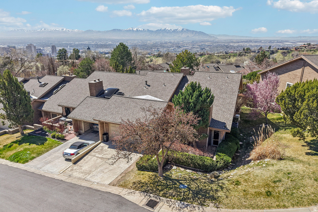 819 N JUNIPERPOINT DR Salt Lake City, UT 84103