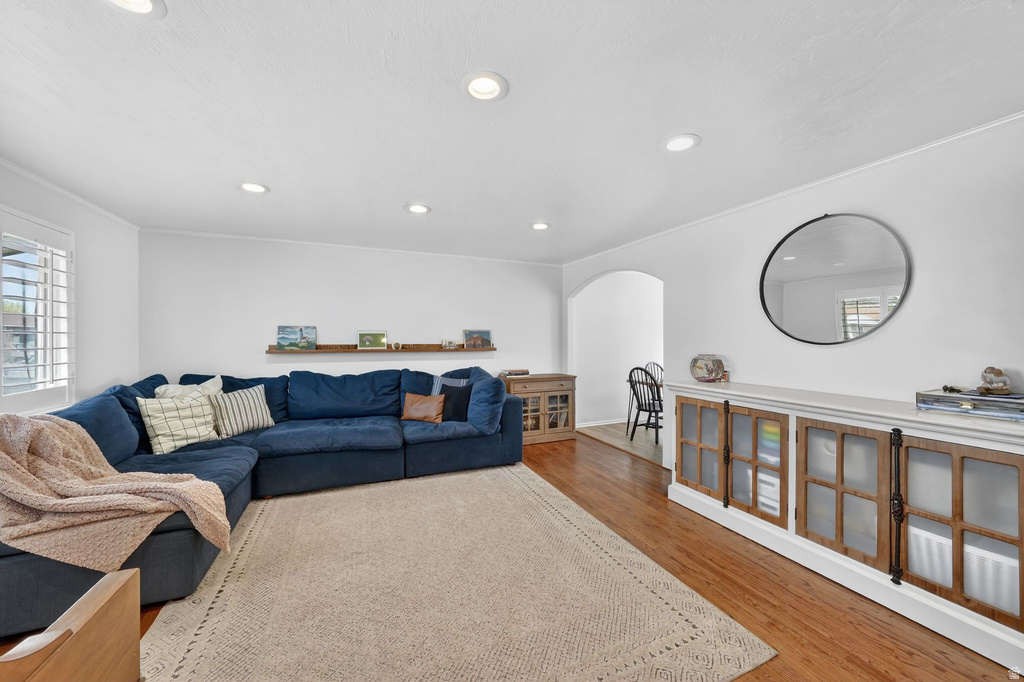 9609 S TJ DR Sandy, UT 84070