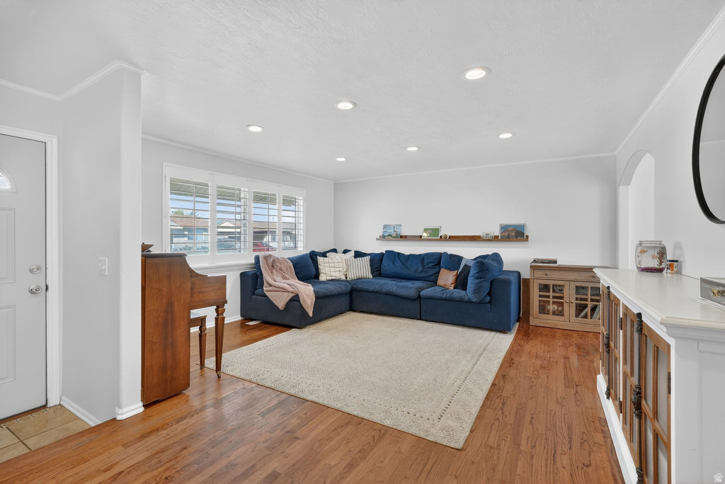 9609 S TJ DR Sandy, UT 84070