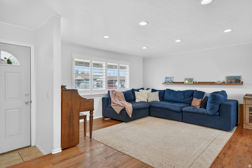 9609 S TJ DR Sandy, UT 84070