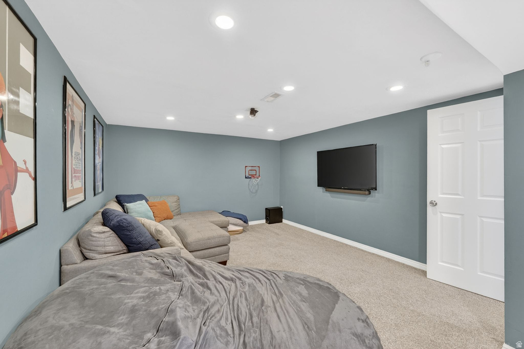 9609 S TJ DR Sandy, UT 84070