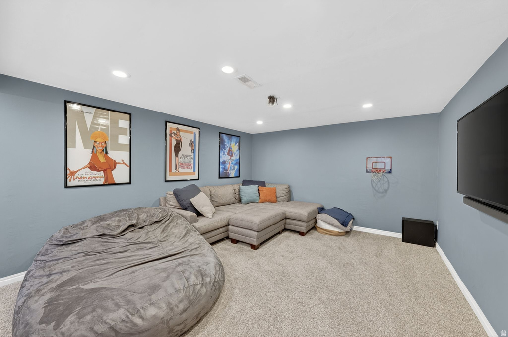 9609 S TJ DR Sandy, UT 84070