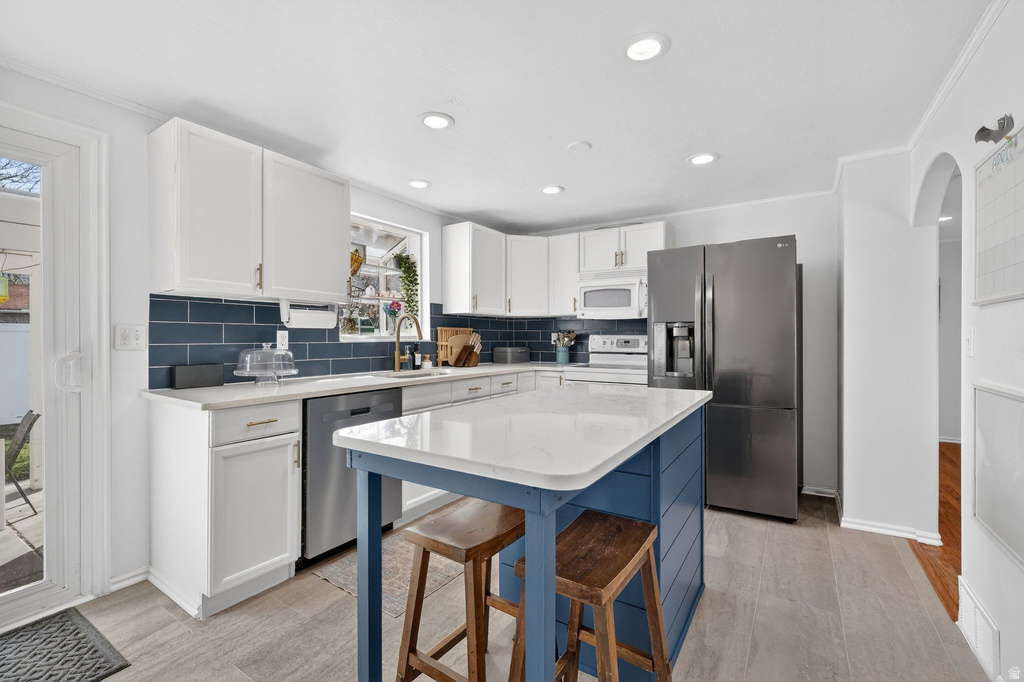 9609 S TJ DR Sandy, UT 84070