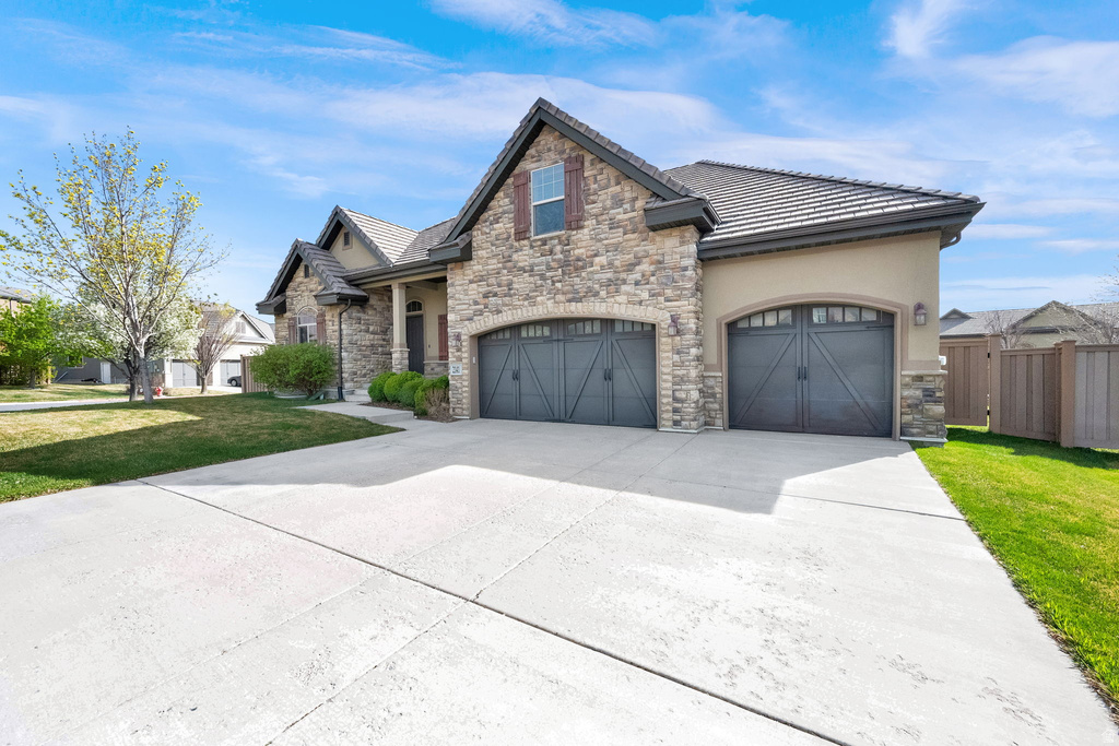 2141 W ASPEN WOOD LOOP Lehi, UT 84048
