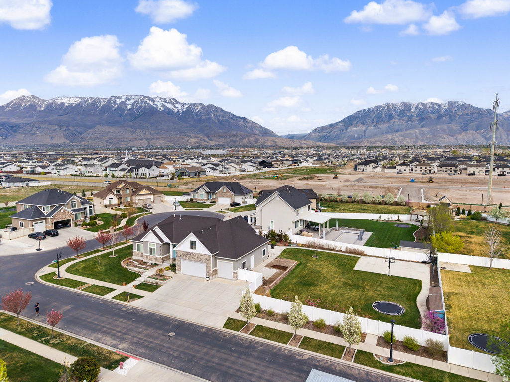 83 N SUNSET DR Vineyard, UT 84059