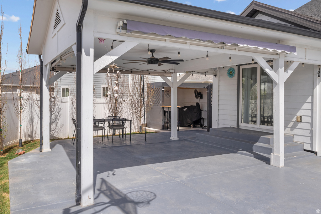 1085 N COACHMAN LN Spanish Fork, UT 84660