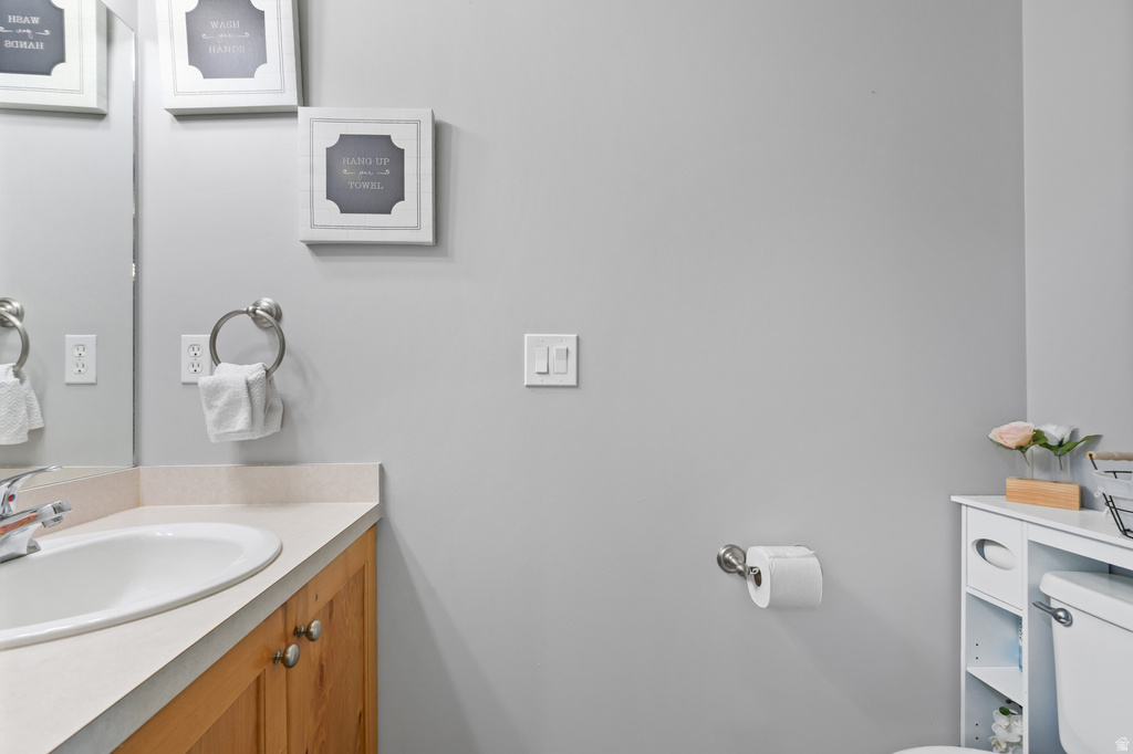 1064 E FORT LN Ogden, UT 84404