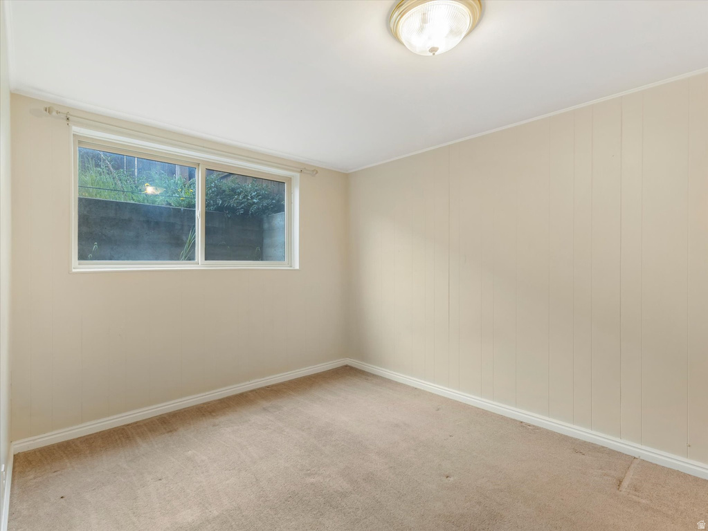 1204 E IRIS LN Millcreek, UT 84106