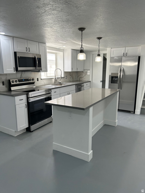 3210 S 7945 W Magna, UT 84044