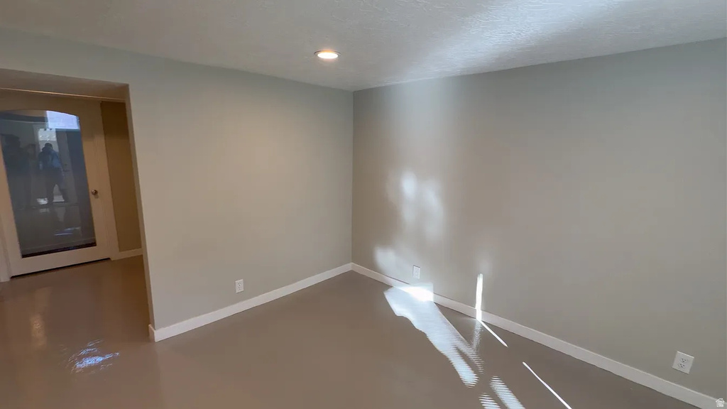 3157 S ELMER Magna, UT 84044