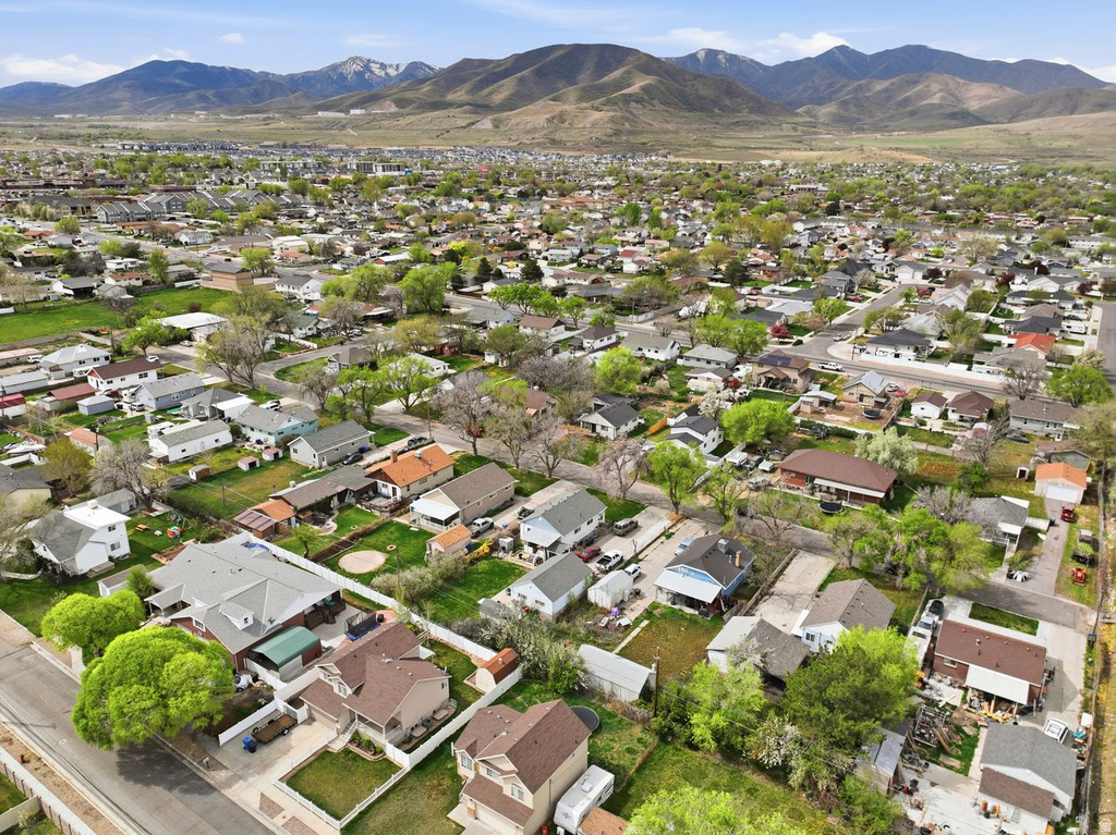 3177 S ELMER ST Magna, UT 84044