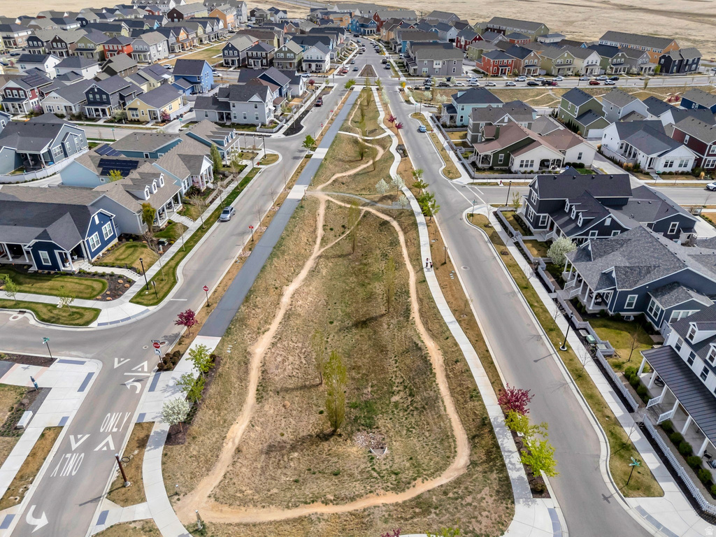 6281 W COPPER HAWK DR South Jordan, UT 84009